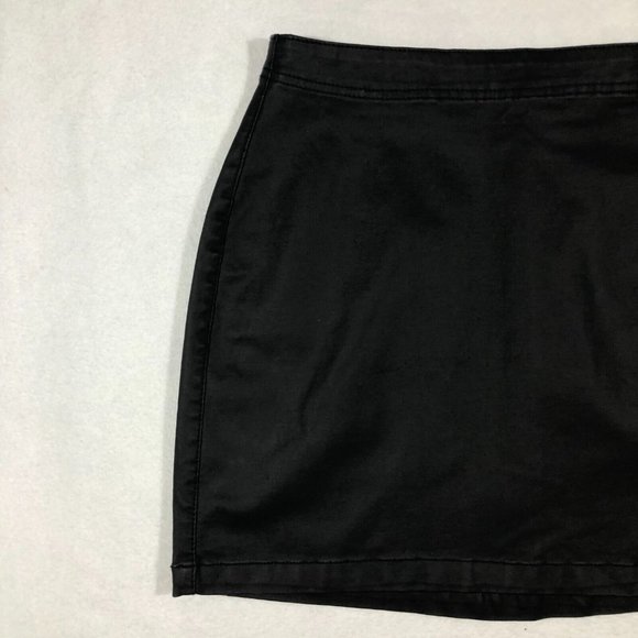 NEW Indigo Rising Womens Medium Black Side Slit Coated Skirt NWT $48 Francesca’s - Picture 2 of 10